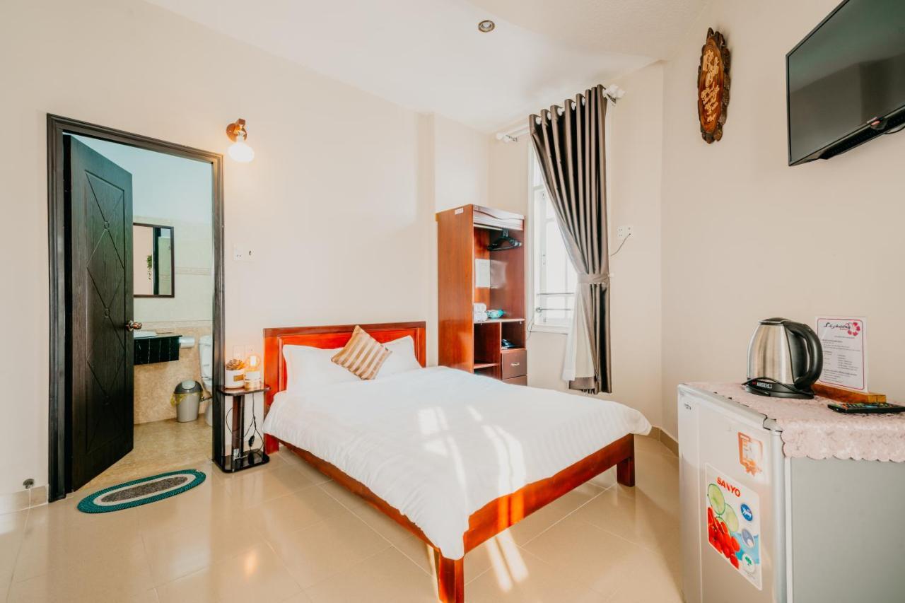 Hotel Le Phuong Dalat Esterno foto