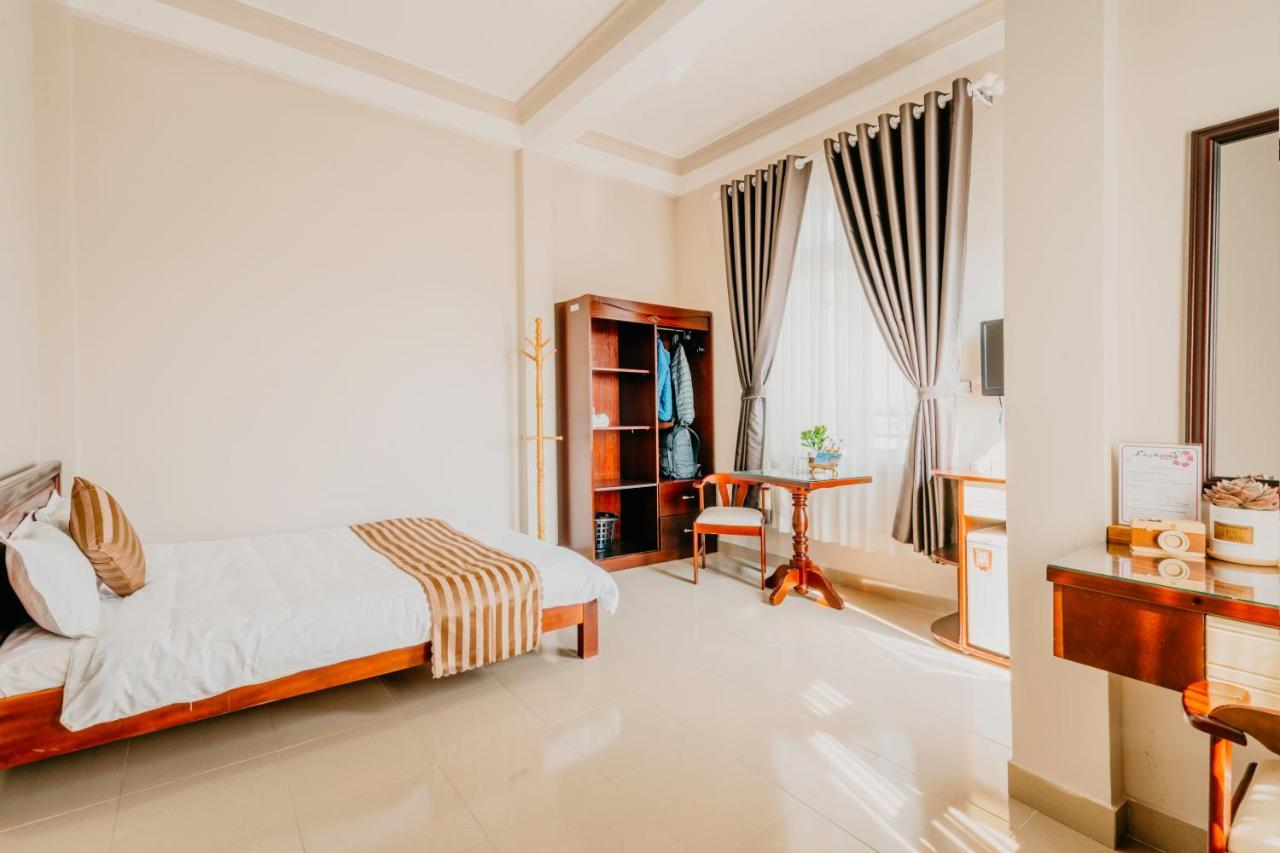 Hotel Le Phuong Dalat Esterno foto