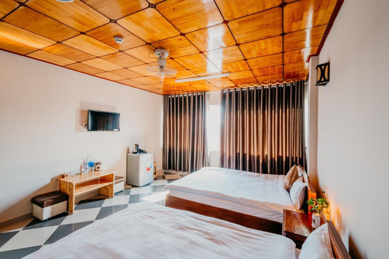 Hotel Le Phuong Dalat Esterno foto
