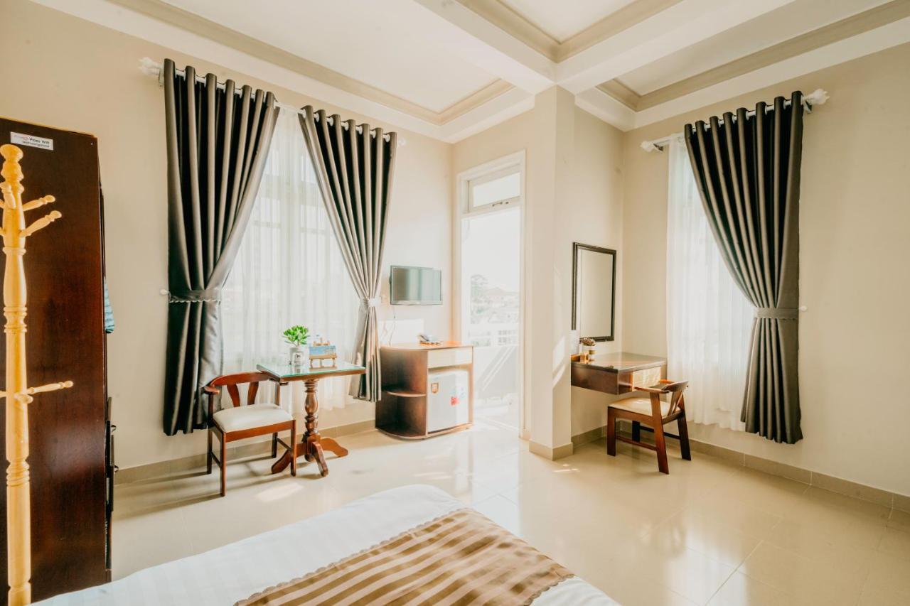 Hotel Le Phuong Dalat Esterno foto