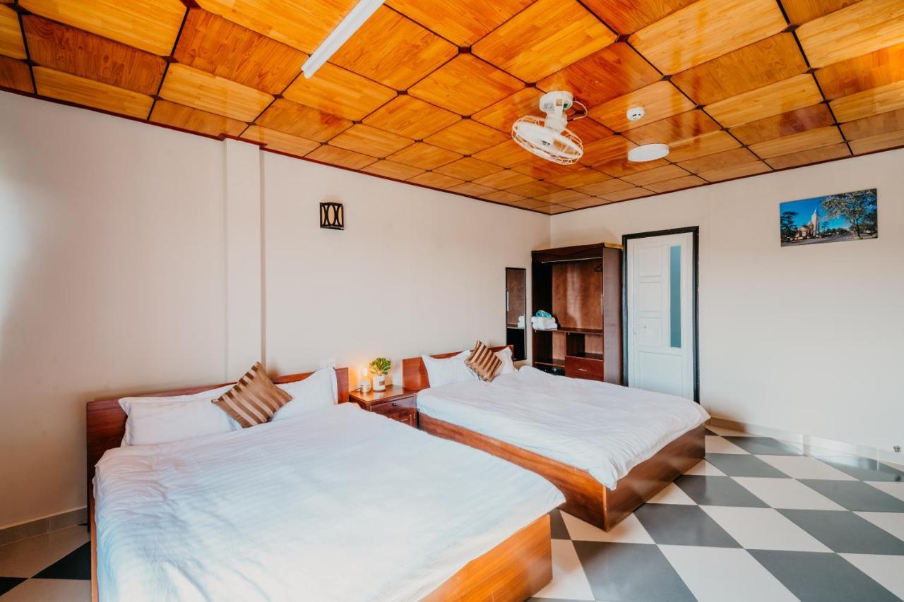 Hotel Le Phuong Dalat Esterno foto